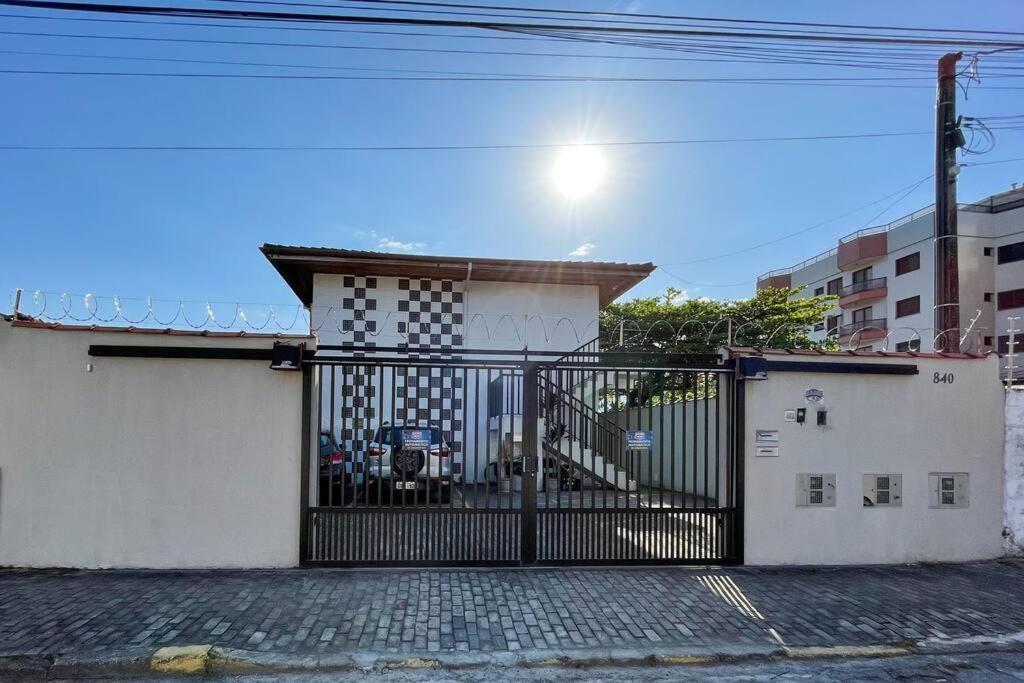 Apto Funcional Proximo A Orla Do Centro Hs5 Ubatuba Exteriör bild